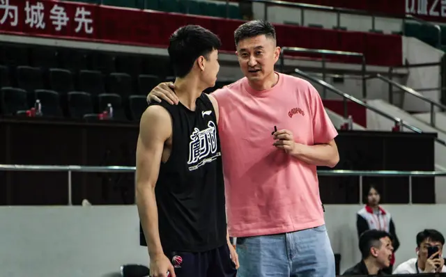 广东宏远除, AA, 之前几个赛