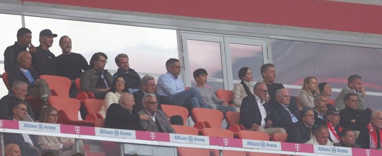 表示, http, 两人相隔只 表示, http, 两人相隔只