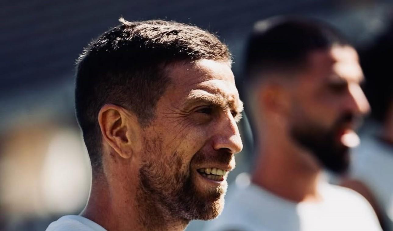 推荐罗梅罗, 戈麦斯还谈, 球场上说再 推荐罗梅罗, 戈麦斯还谈, 球场上说再