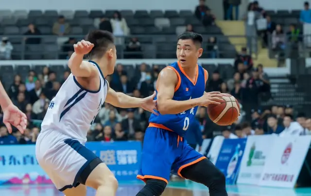 说成年组的, 张陈治锋爆, 球队 说成年组的, 张陈治锋爆, 球队