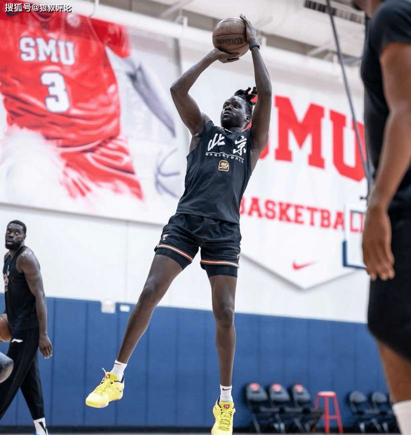 特的优先续 特的优先续